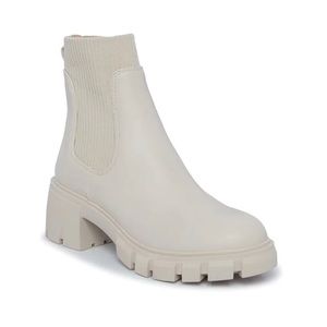 Steve Madden Hayle Chelsea Boot